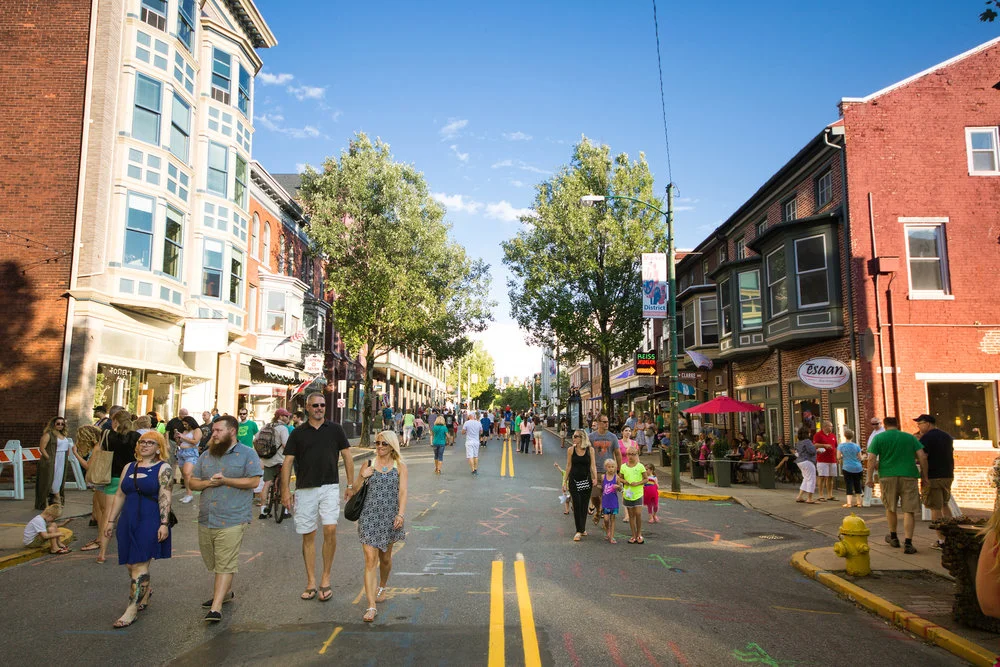 November First Friday: Holiday Open House