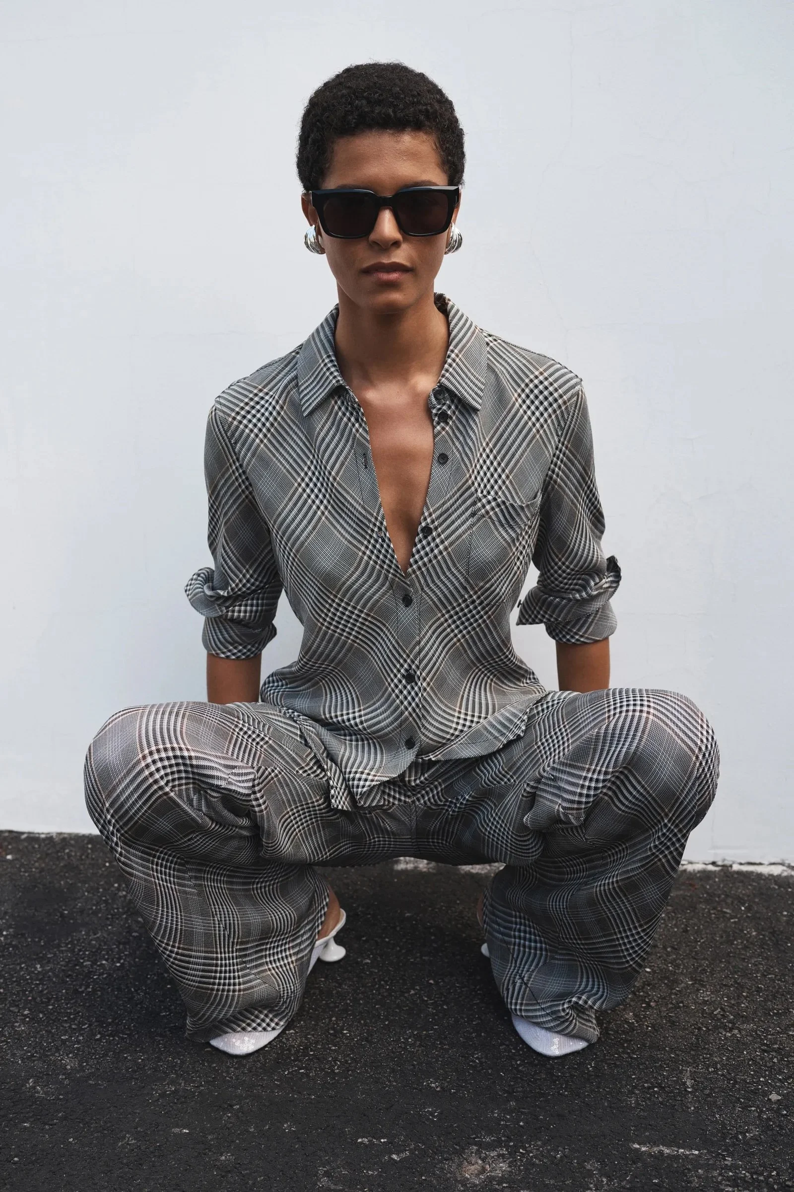 00011-alc-spring-2025-ready-to-wear-credit-brand copy 2.jpg