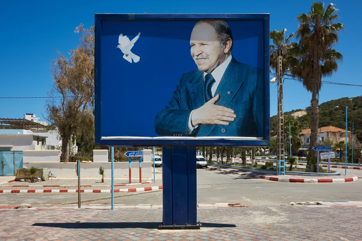  Front de mer à Maghnia. Une ville- étape incontournable pour les migrants qui veulent rejoindre l’Europe via le Maroc. Mai 2014. 