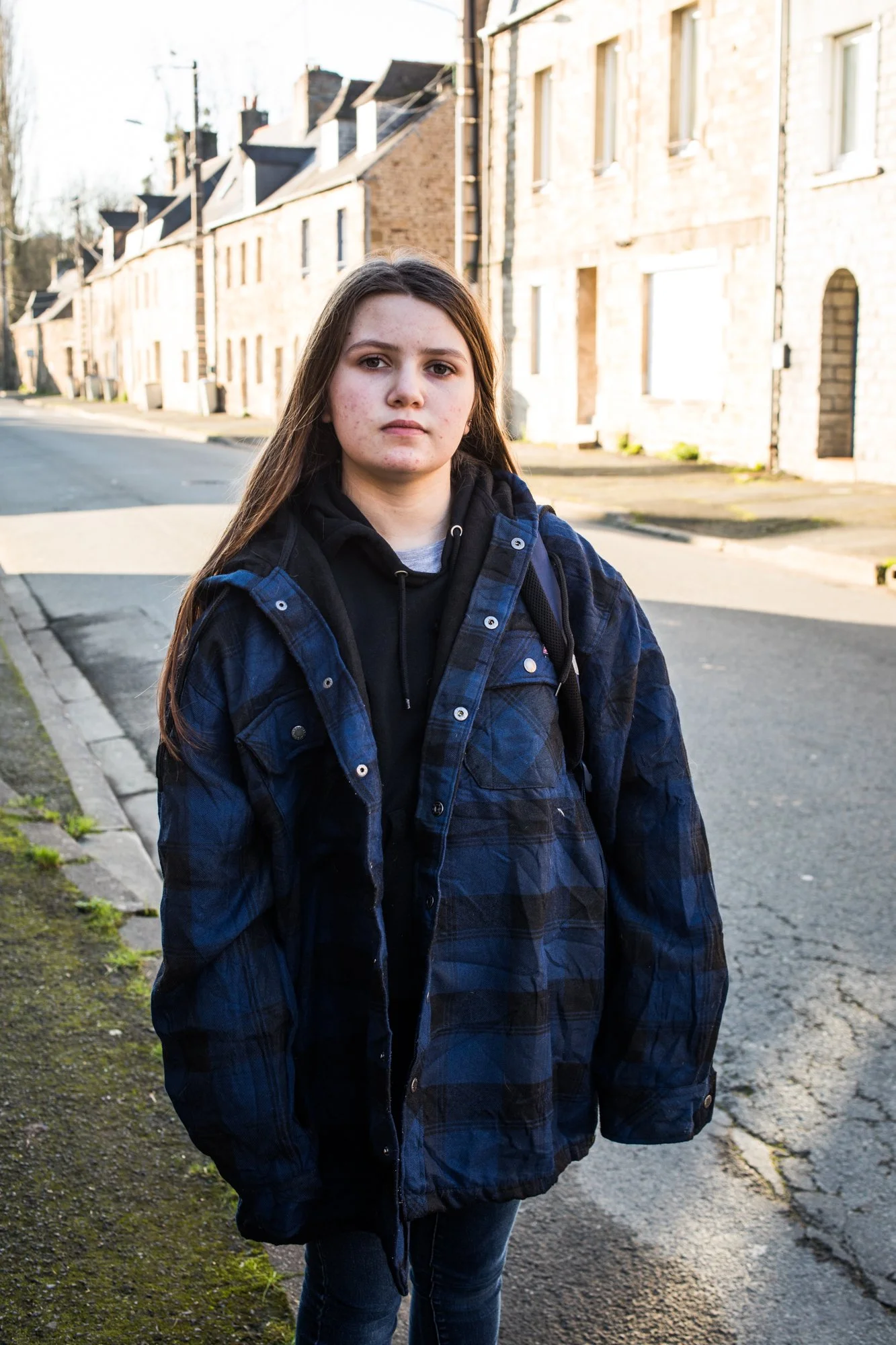  Charlie, élève de 3ème 2 au collège Albert Camus de Guingamp. Elle se déplace à pieds pour rentrer elle. Janvier 2022. 
