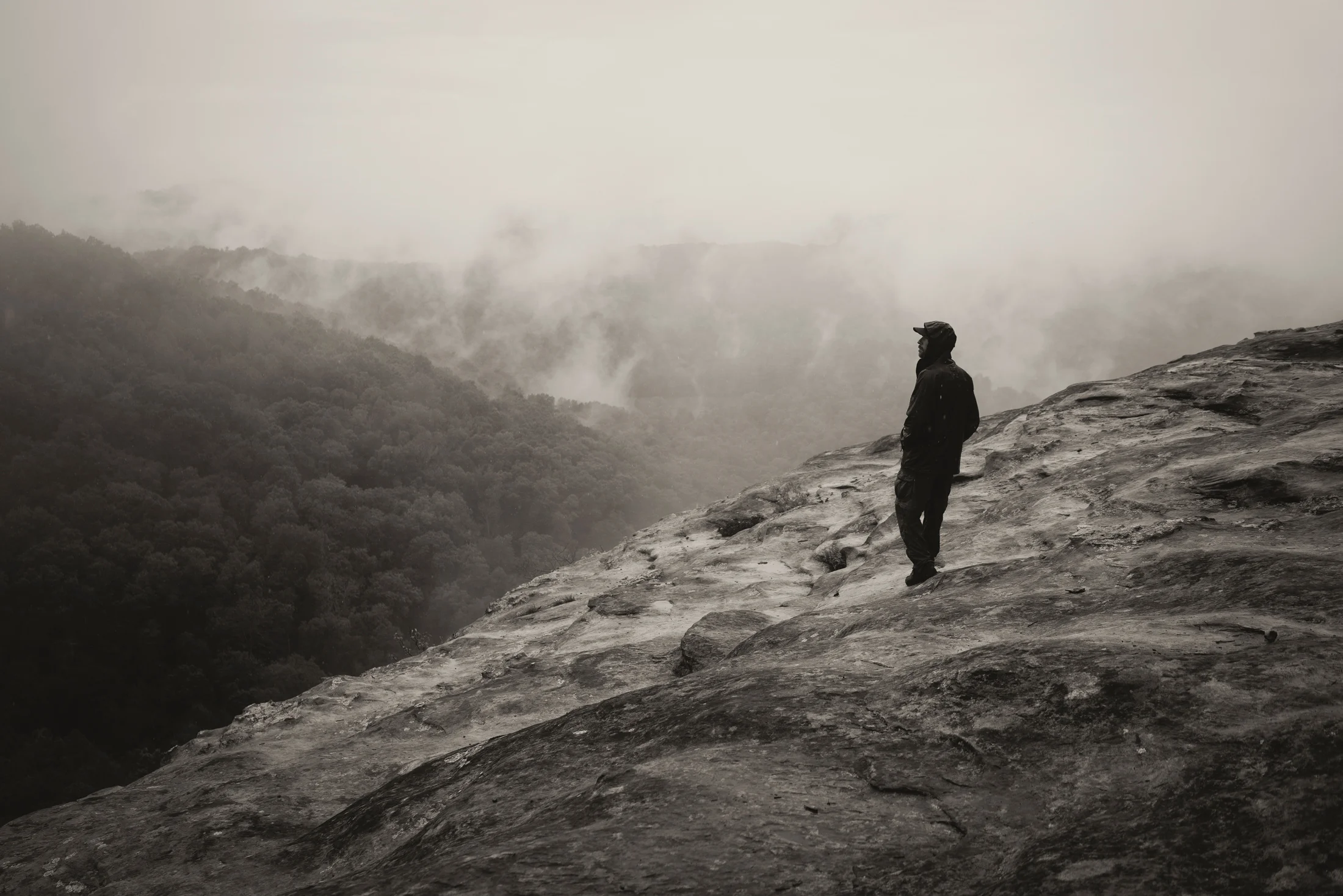 Outdoor portraits and landscape images for the Merrell One Trail Campaign captured on Kentucky’s Auxier Ridge and Double Arch trails.