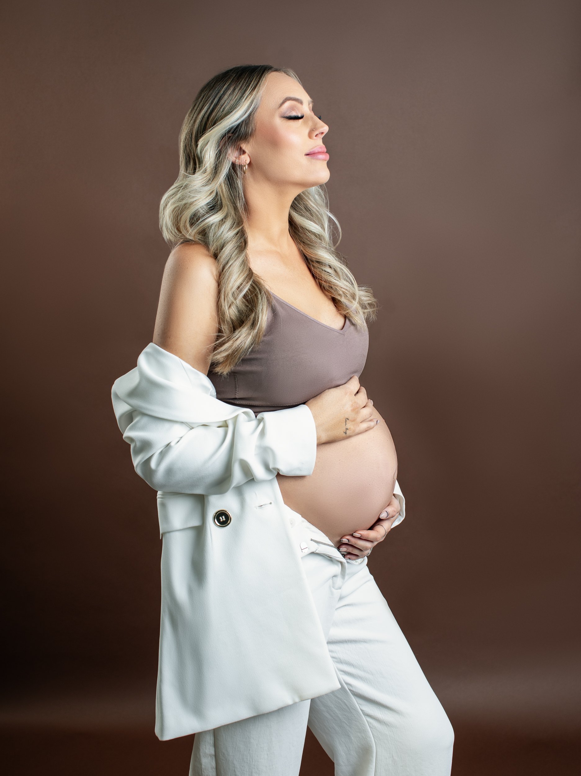 Maternity photo shoot Toronto-Sara-Kardooni-Portraits-02.jpg