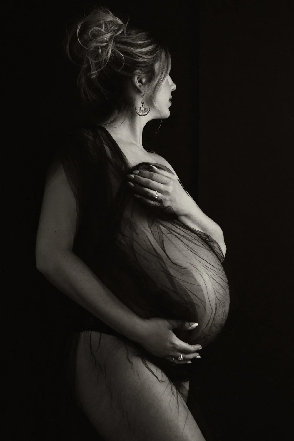 Sara Kardooni Portraits- Nicole C- Maternity-33.jpg