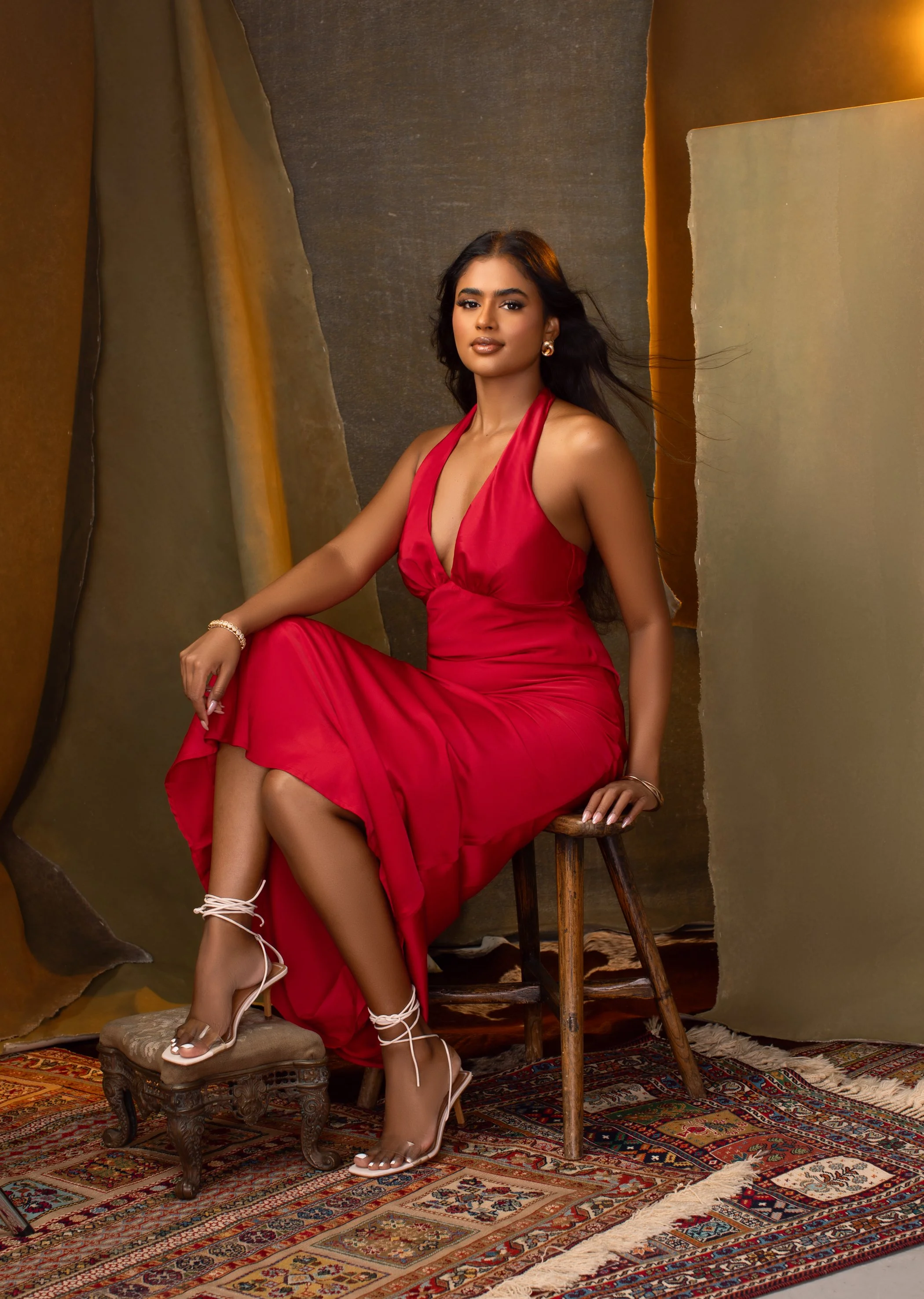 Sara Kardooni Portraits- Thenuja--4.jpg