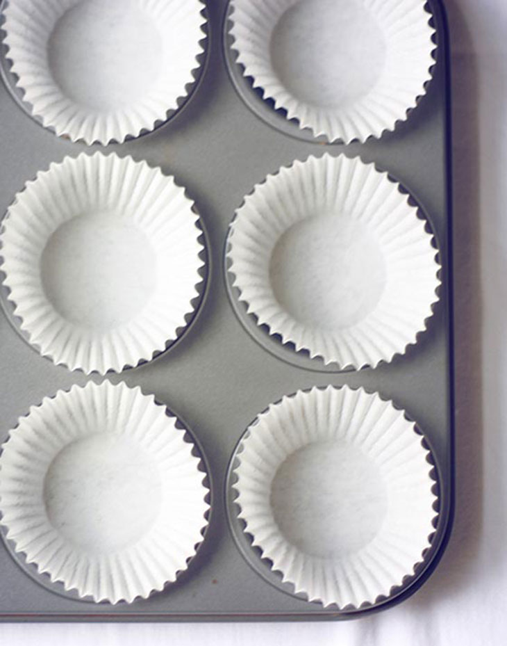 empty cupcake liners