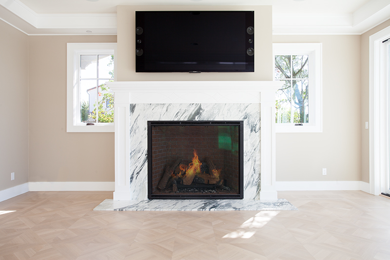 5-foxhole-Fireplace2.jpg