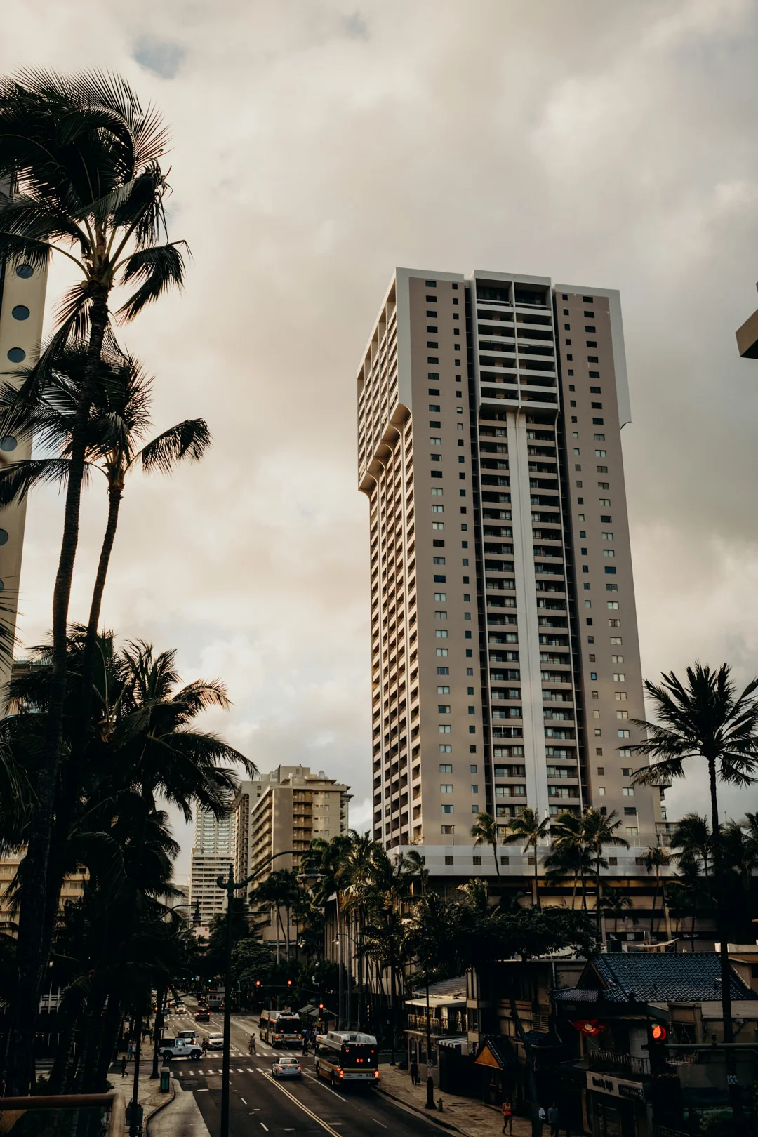 Visit Hawaii_Waikiki_3.jpg