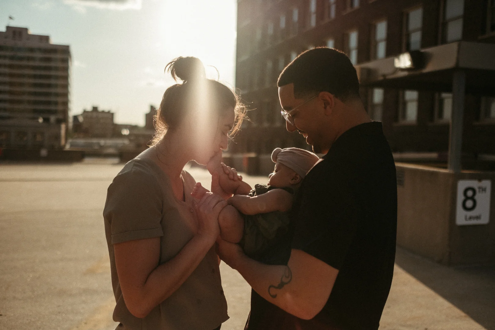 20190514_DocumentaryPhotographer_UrbanFamilySession_AliHapperPhoto_17.jpg