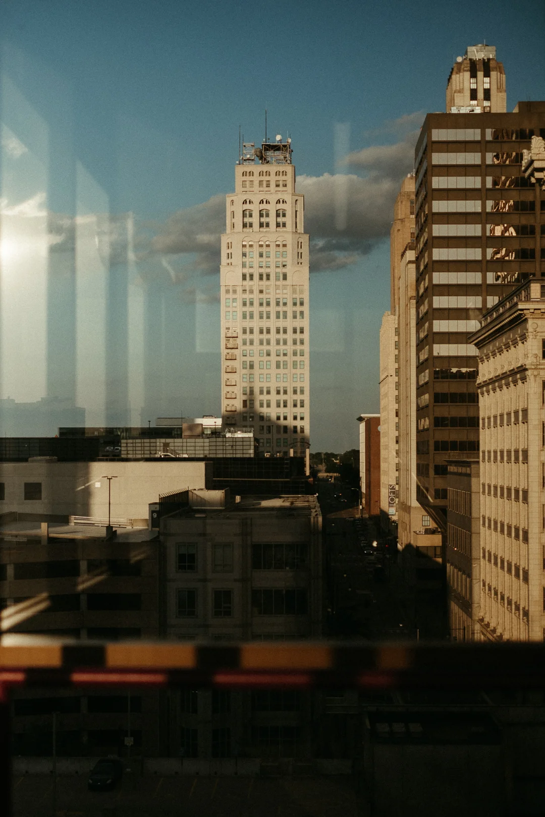20190514_DocumentaryPhotographer_UrbanFamilySession_AliHapperPhoto_31.jpg