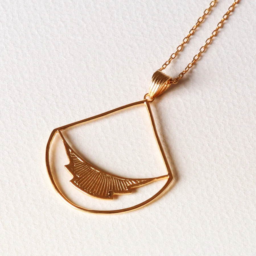 Winged_Necklace.jpg
