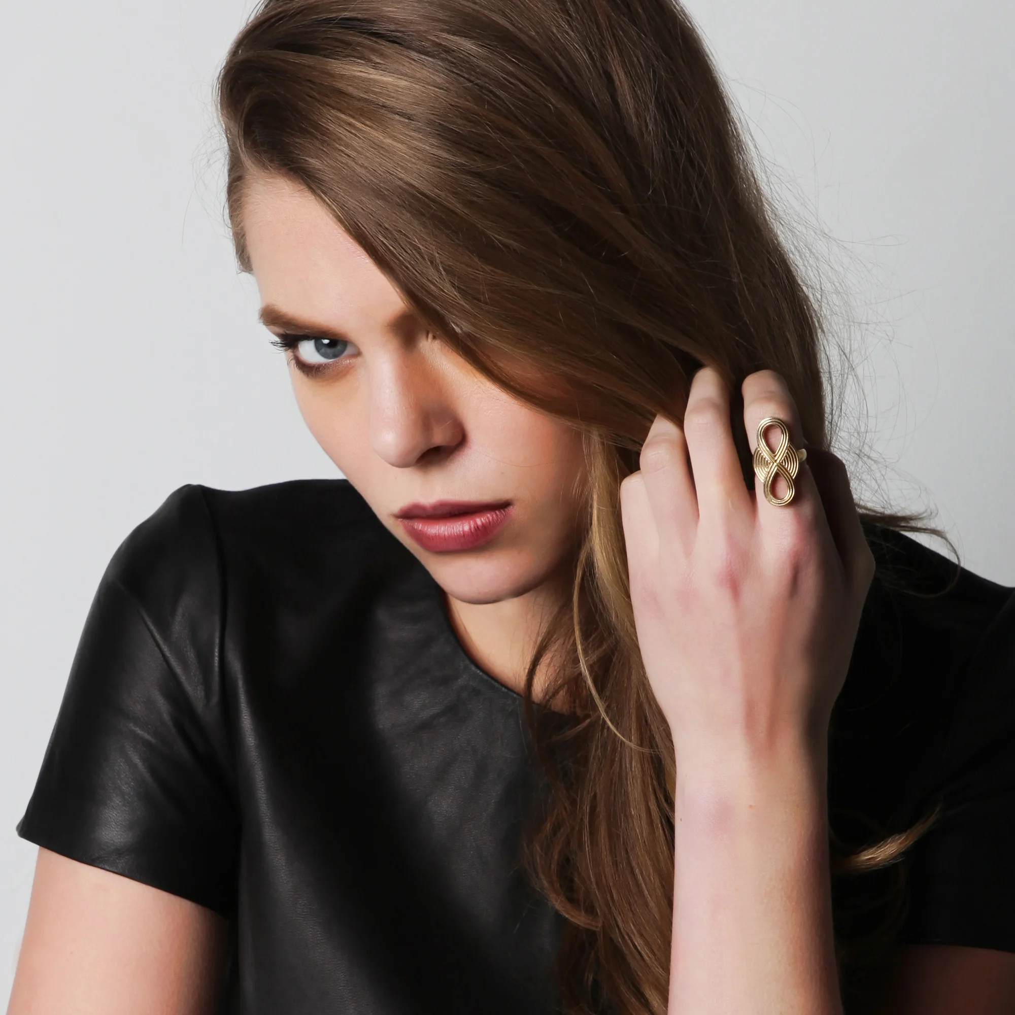 Double_Teardrop_Ring2.jpg