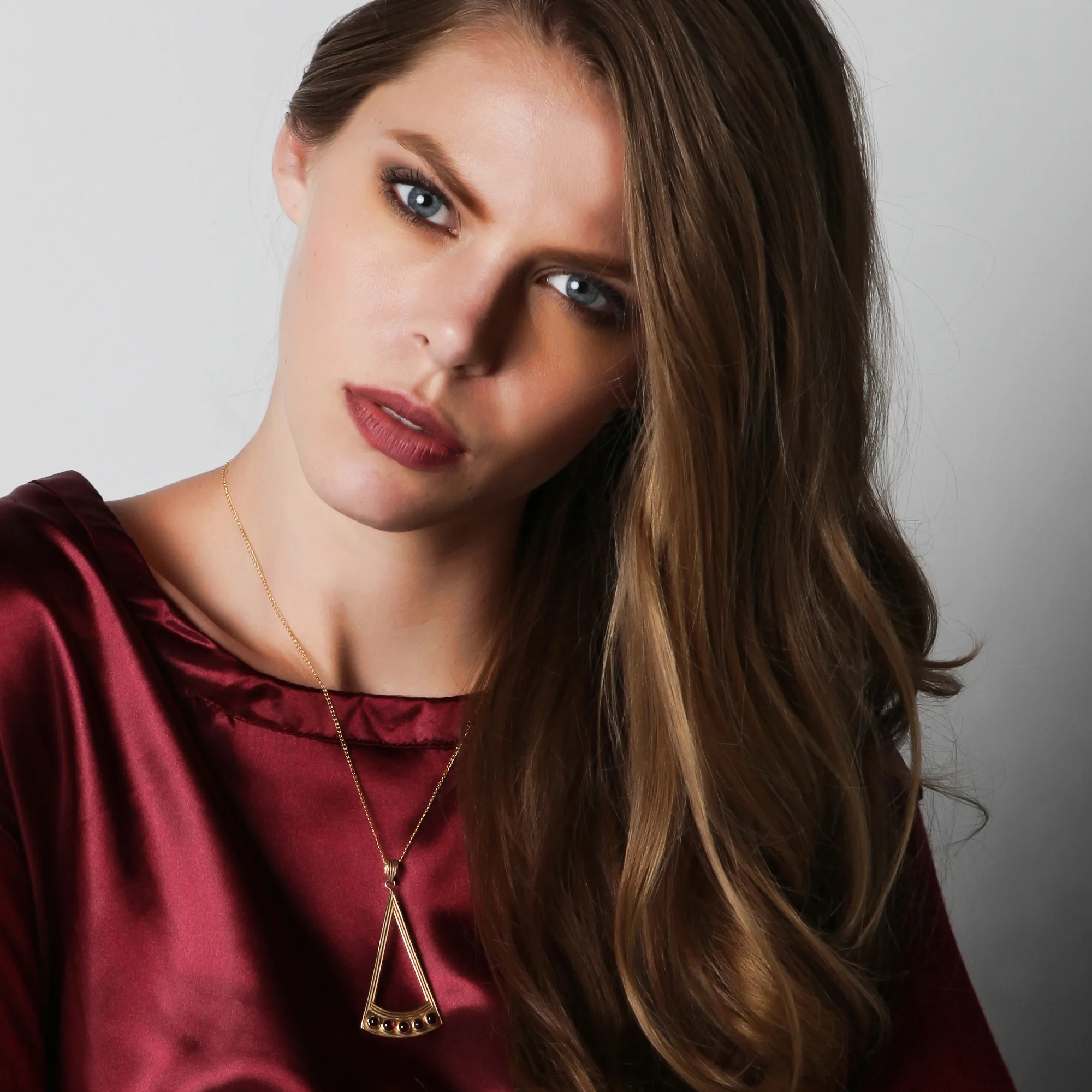Open_Triangle_Necklace_RedBlueAgate2.jpg