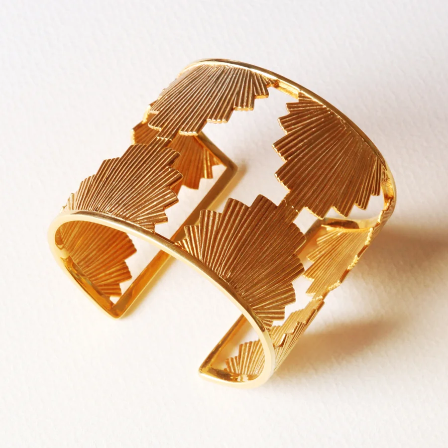 Shell_Cuff.jpg