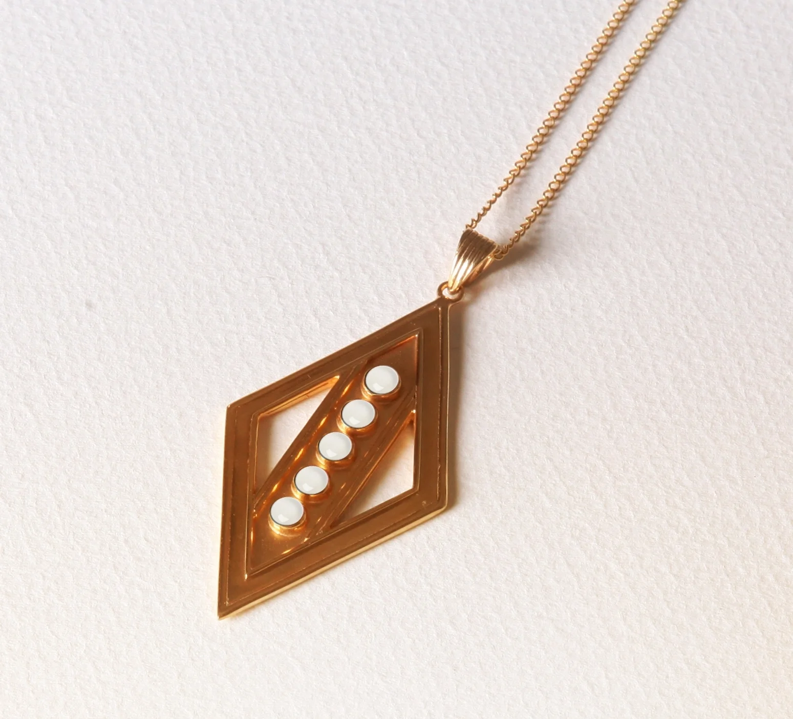YW-P024 White Moonstone.jpg