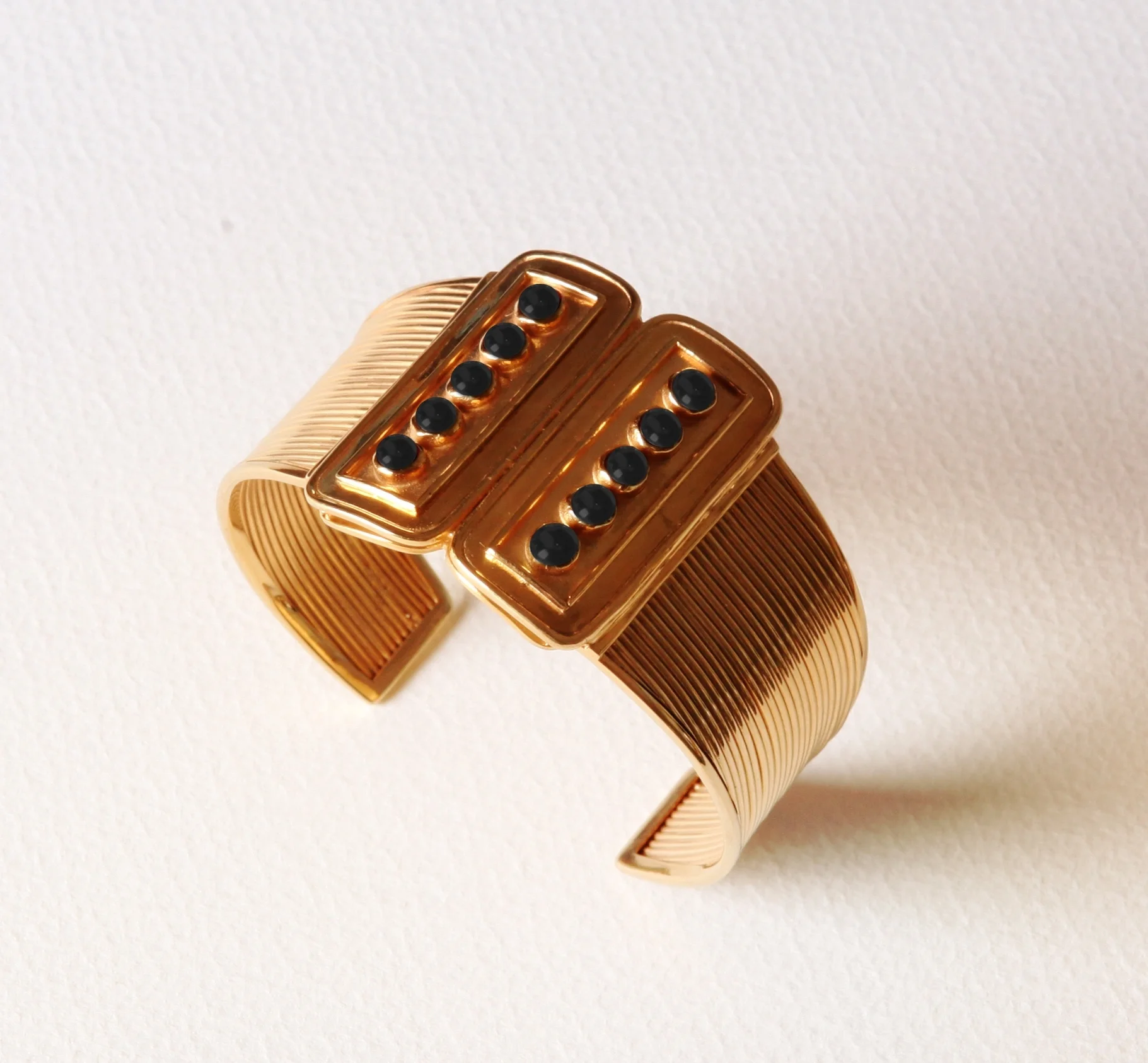 YW-C018 Black Onyx.jpg