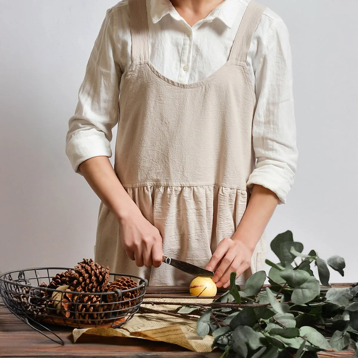 St. Joseph Linen Apron with Pockets