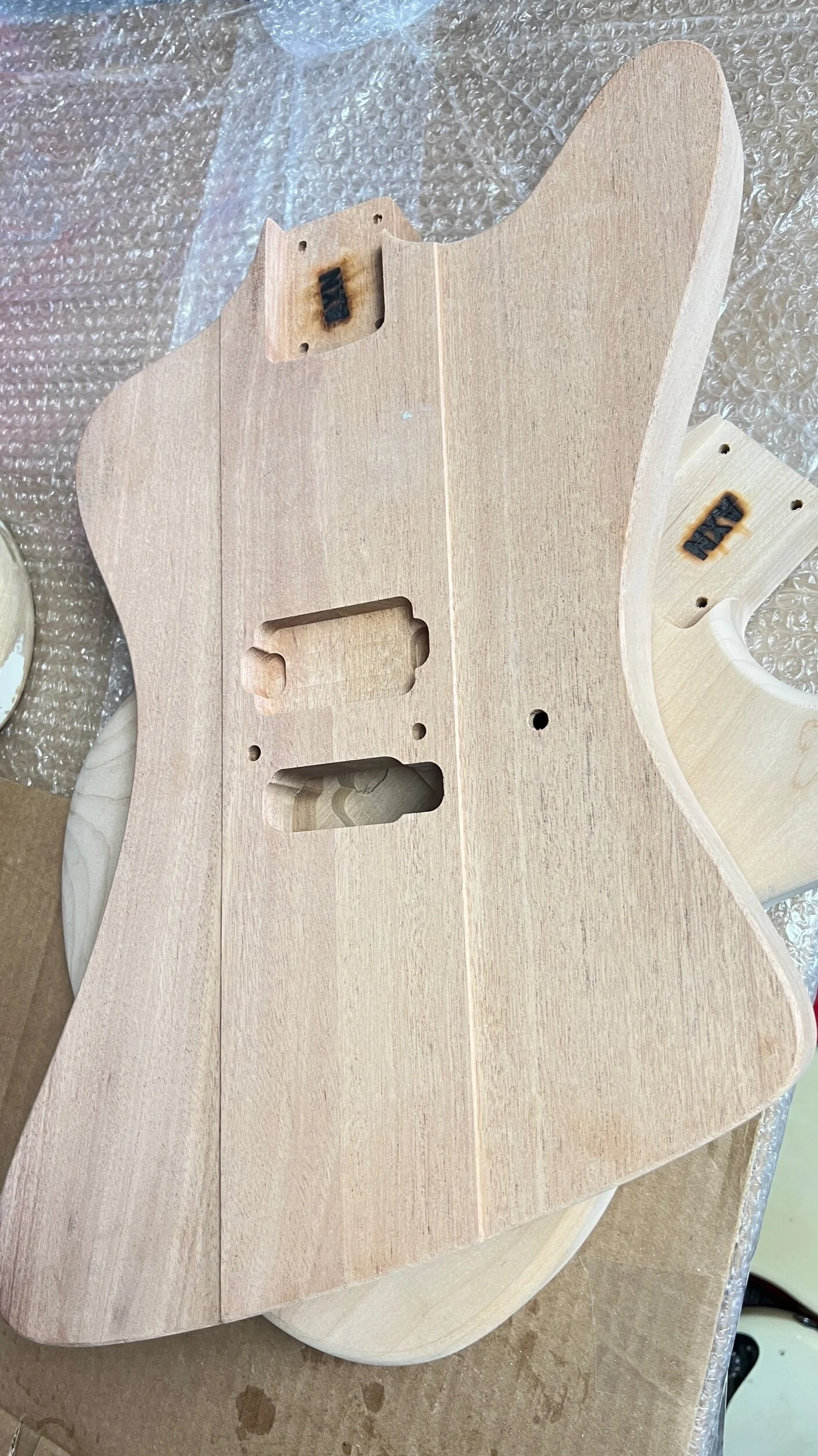 50AA4121-5193-4F03-AF70-21200FE81389