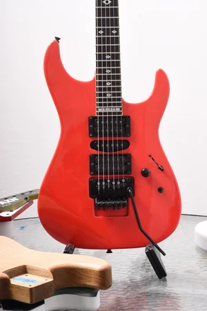 Kramer Vintage 1989 Japan Guitar Pink — AXN™ Guitars
