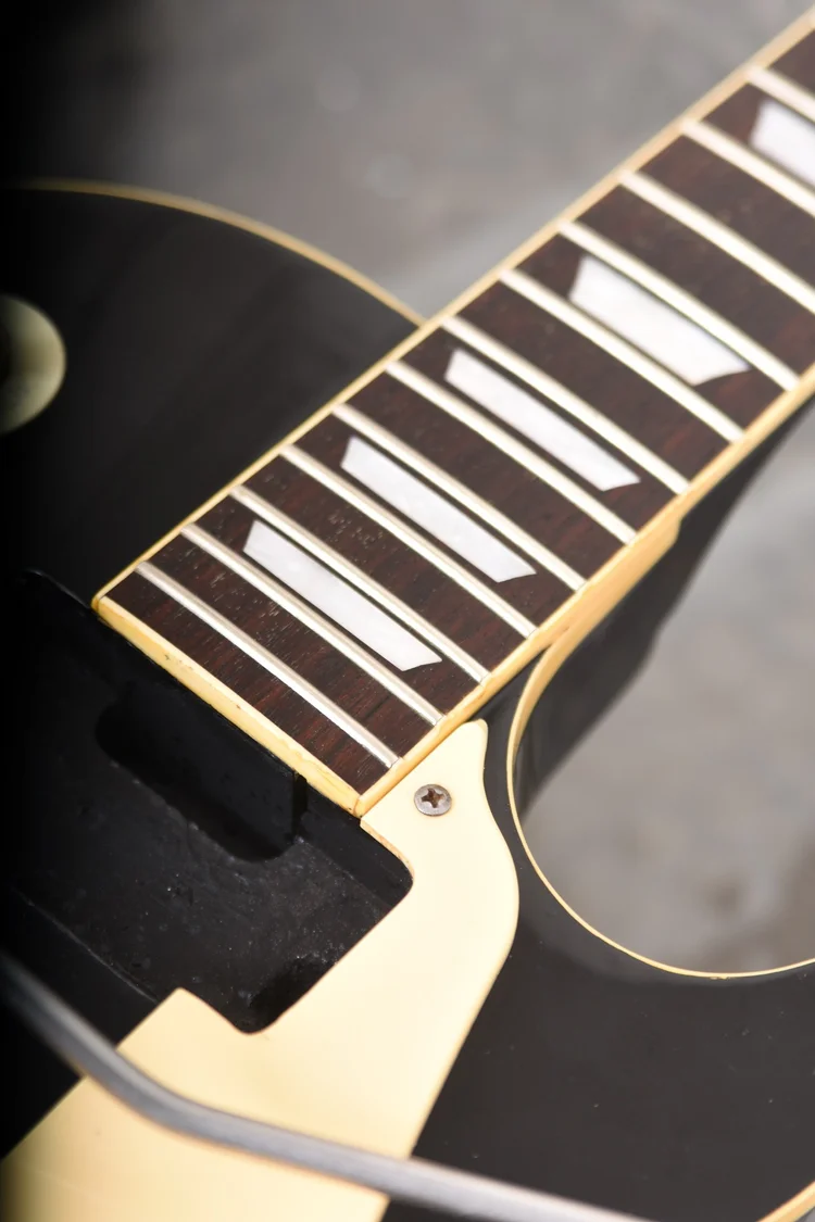 Burny Neal Schon LG-135NS 1981 - Black beauty — AXN™ Guitars