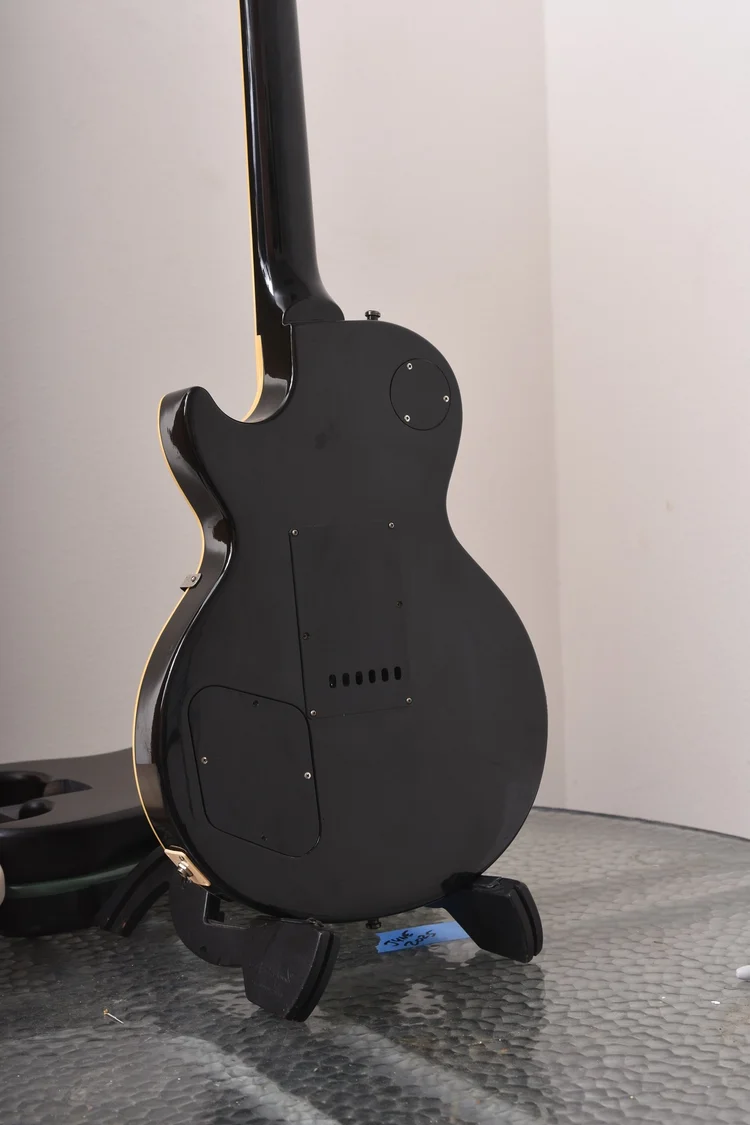 Burny Neal Schon LG-135NS 1981 - Black beauty — AXN™ Guitars