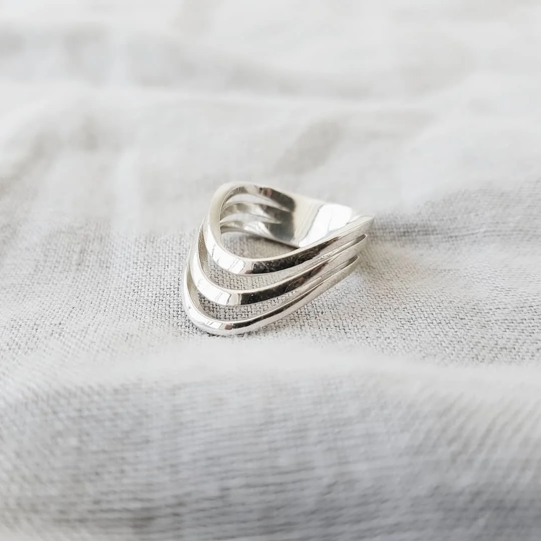 Swing ring. 
#sterlingsilver #bemara #everydayjewelry #ringdesign #joyeríamexicana #jewelrydesign #plata #finejewelry #mexicali #baja #designedbyarchitects #diseñomexicano