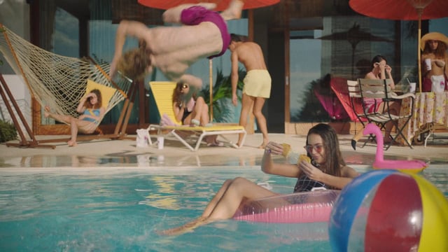 TACO BELL - CHEESE PULL