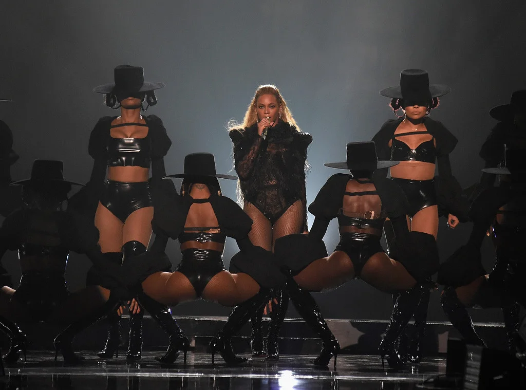 rs_1024x759-160828210006-634.performance-beyonce-mtv-vmas.jpg