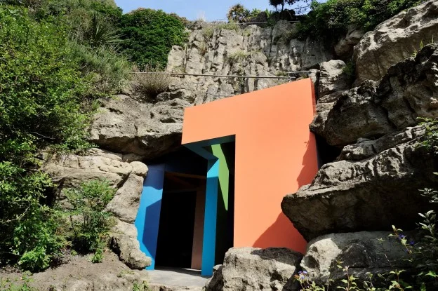 Dwelling (for Margate, for Folkestone) : Krijn de Koning : Triennial 2014