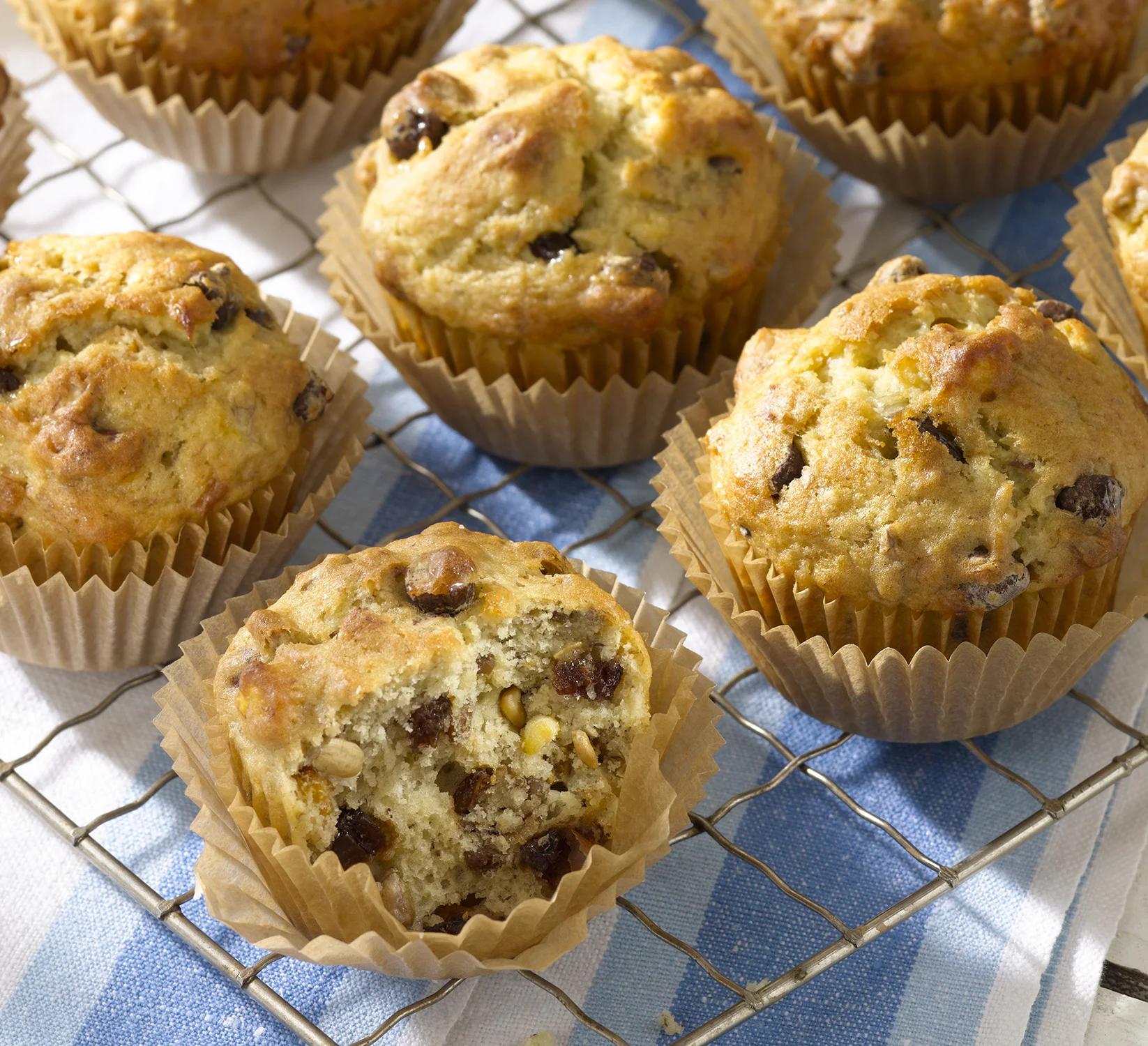 banana_trail mix muffins.jpg