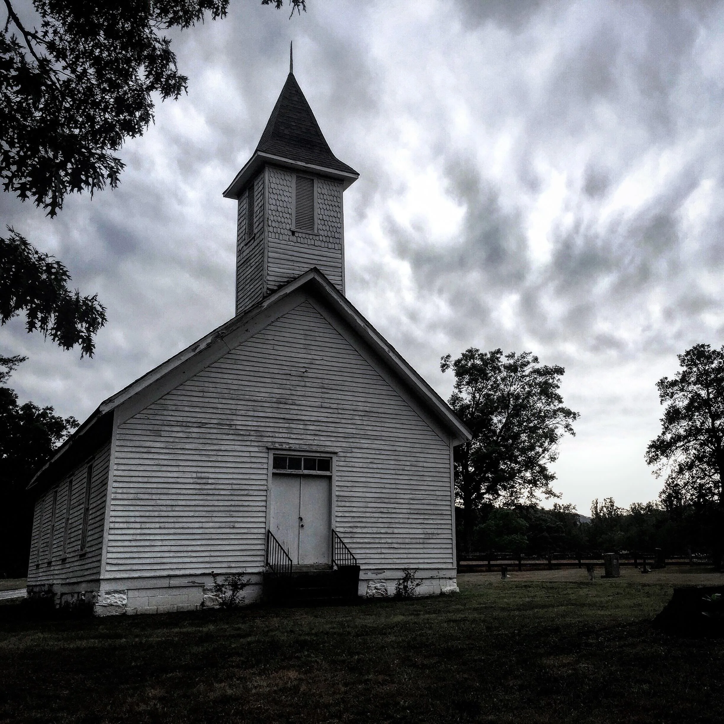 Finding sanctuary in the stillness ⛰️

#sunday #church #wnc #828isgreat #nostalgia