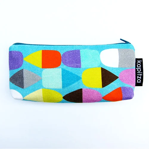 kapitza_makeupbag_08_1.jpg