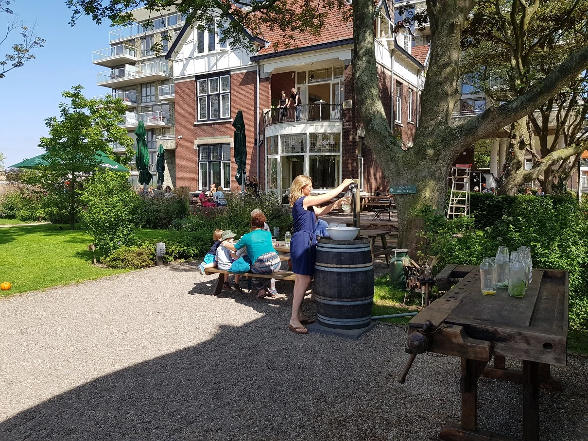 watertap tuin huis tHUIS.jpg