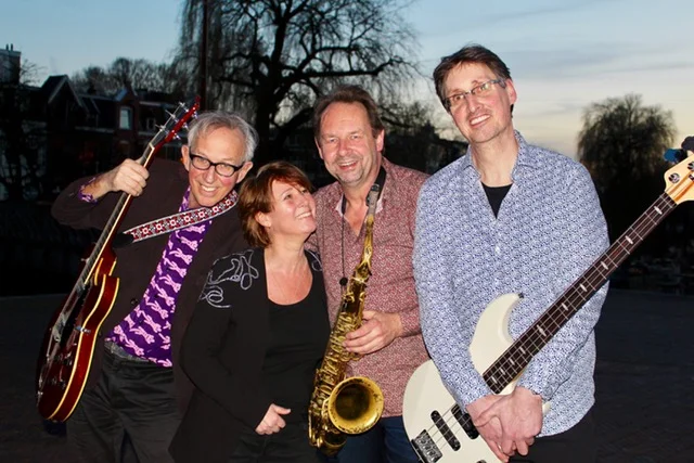 Band VANZANDEN.jpg