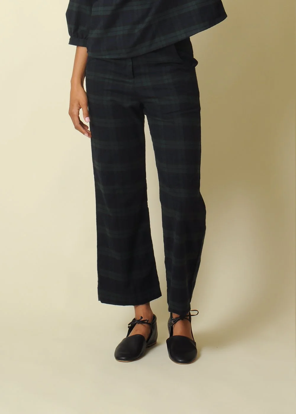 conifer_plaid_pant_crop.jpg