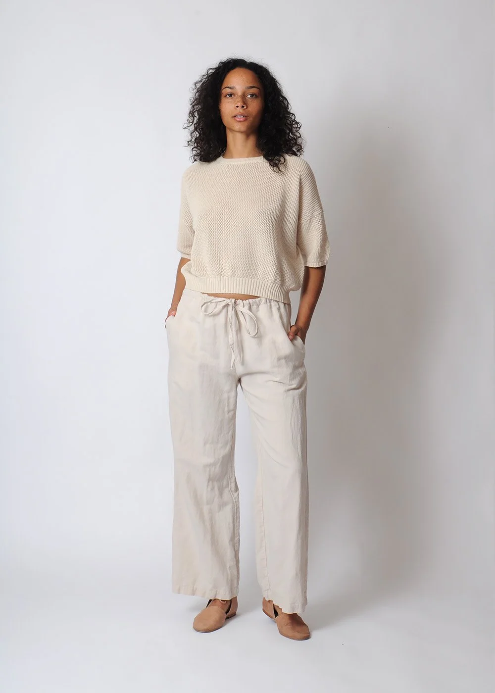 conifer_lounge_pant_micaela_greg_mesh_cream.JPG