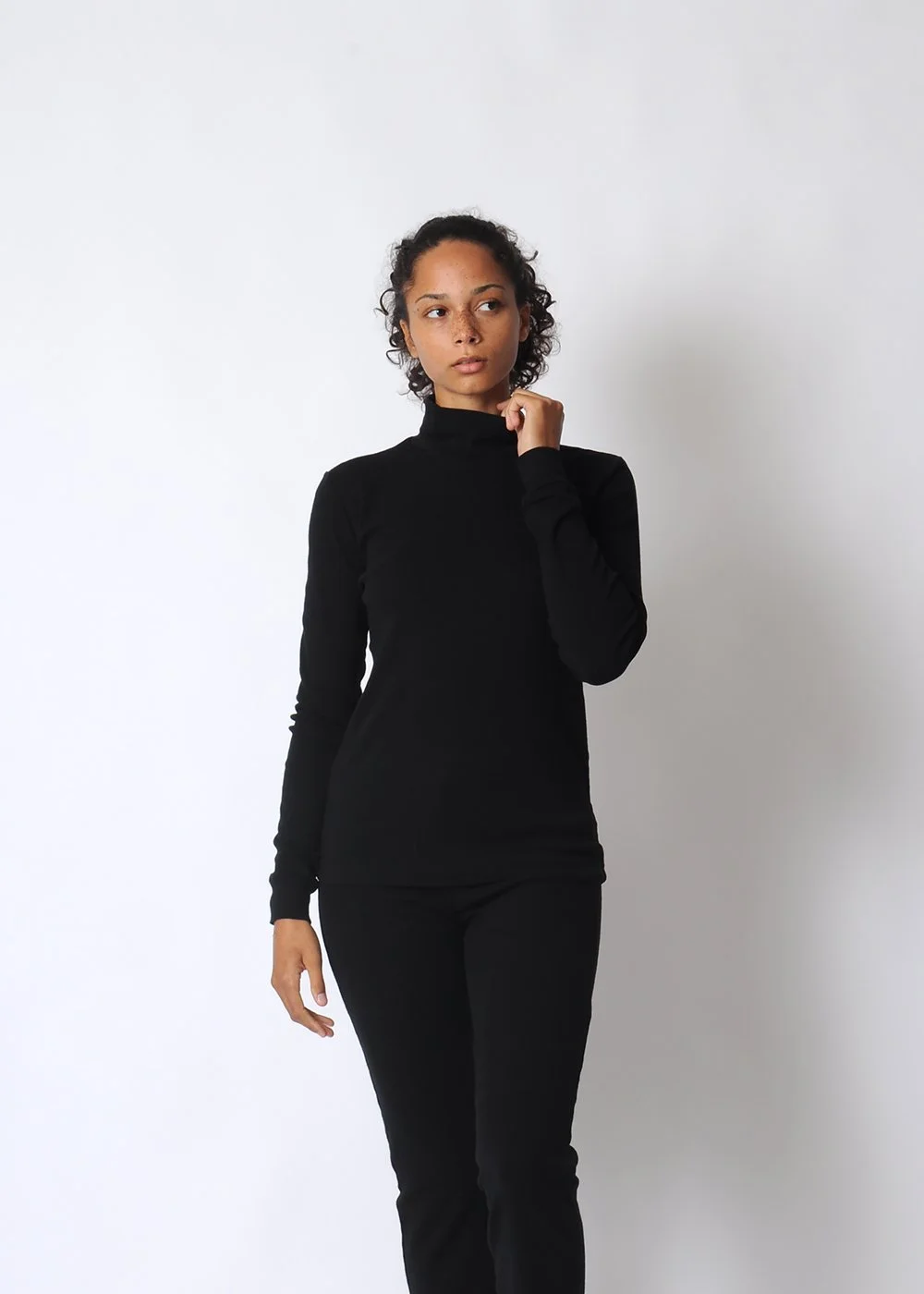WolHide-Turtleneck-6.jpg