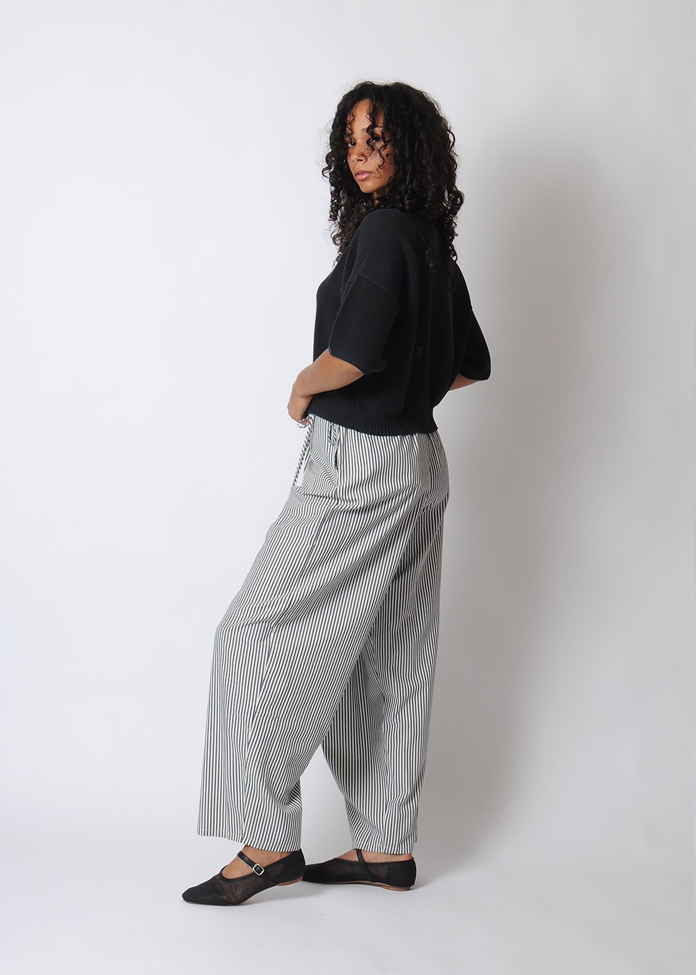 proche_pant_micaela_mesh_side.JPG