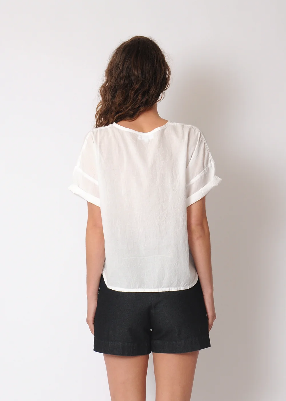 ilana_huxie_short_back2.jpg