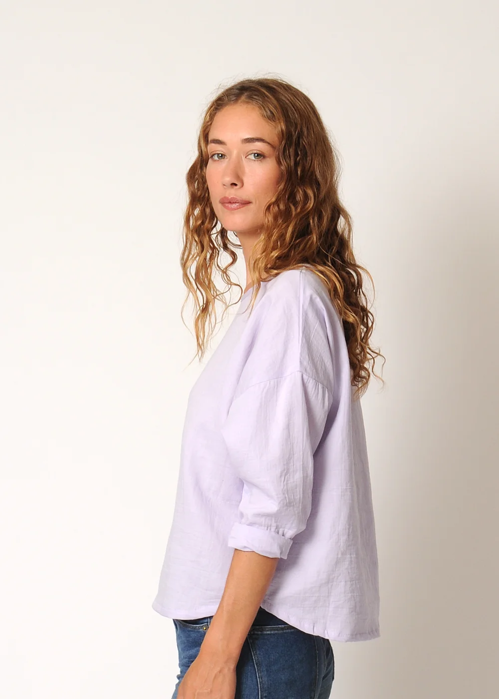 conifer_pullover_top_lav_side.jpg