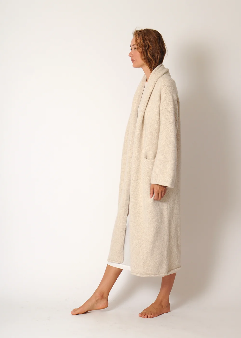 lm_long_Shawl_walk.jpg