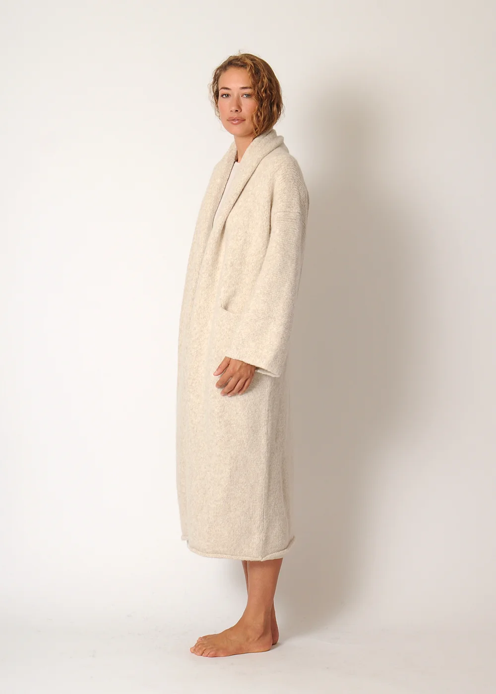 lm_long_shawl_Cream_3_4.jpg