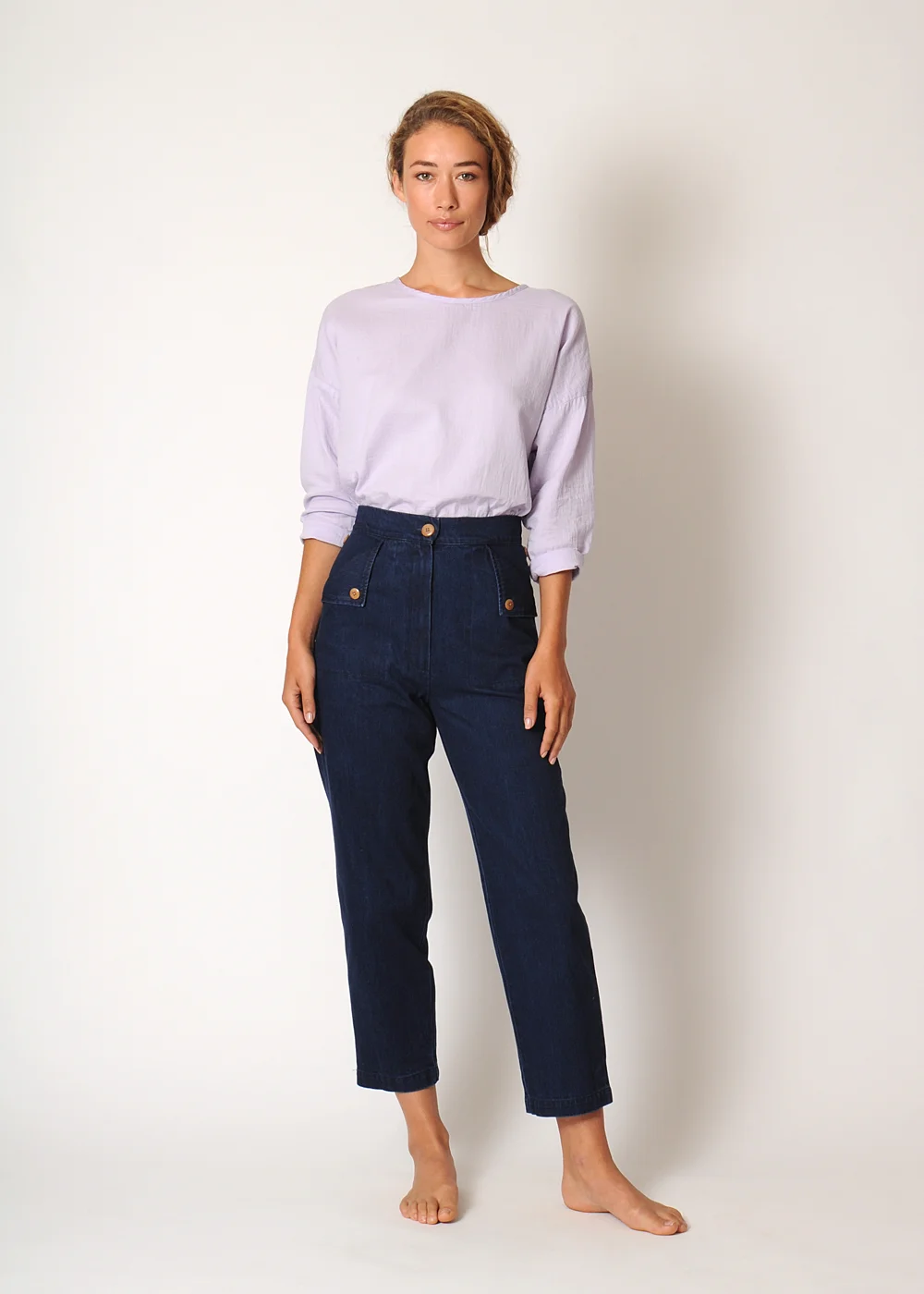 ilana_huxie_front_tuck.jpg