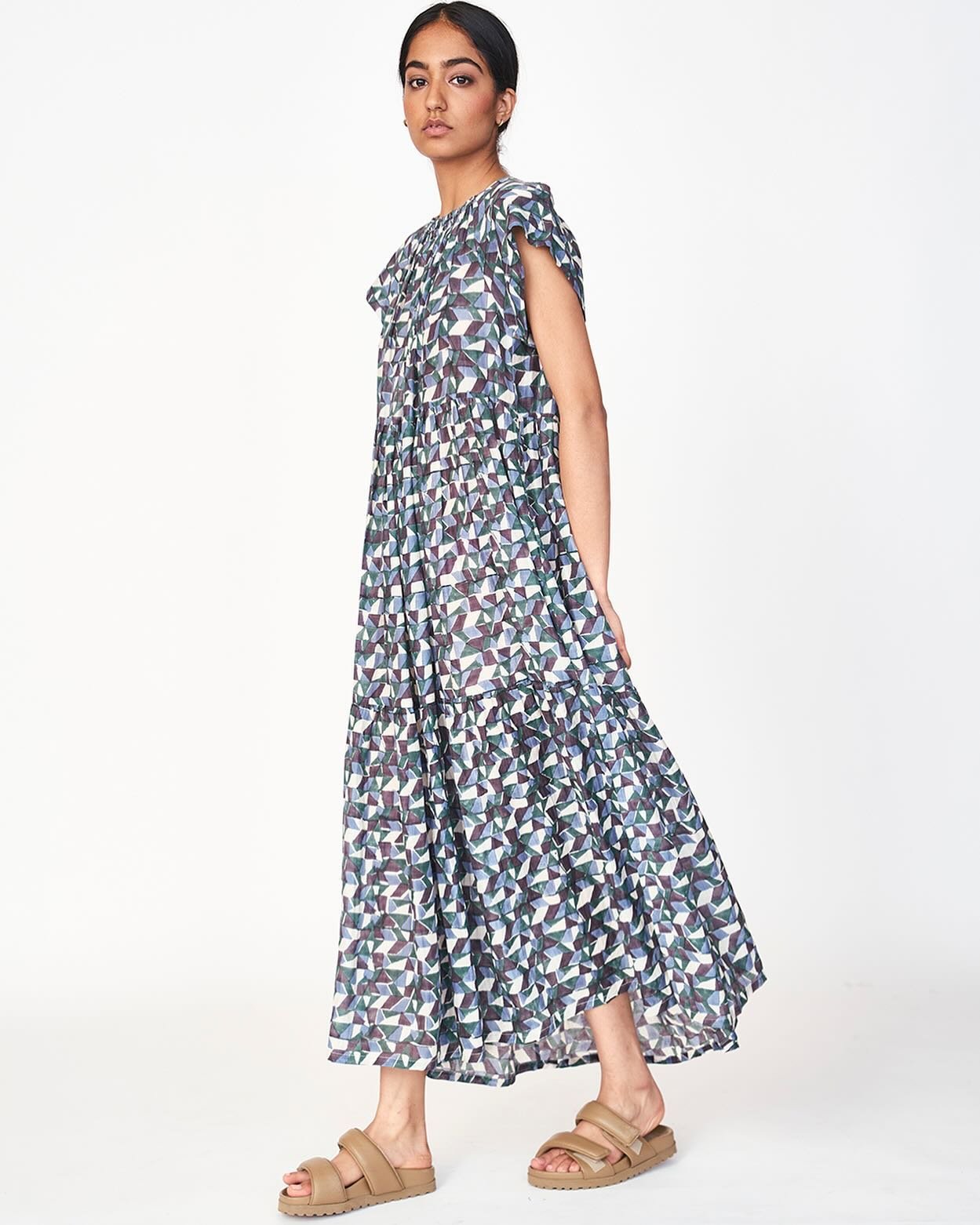 Our favorite @shopmirth dress, the Vienna Maxi is back! 🥰