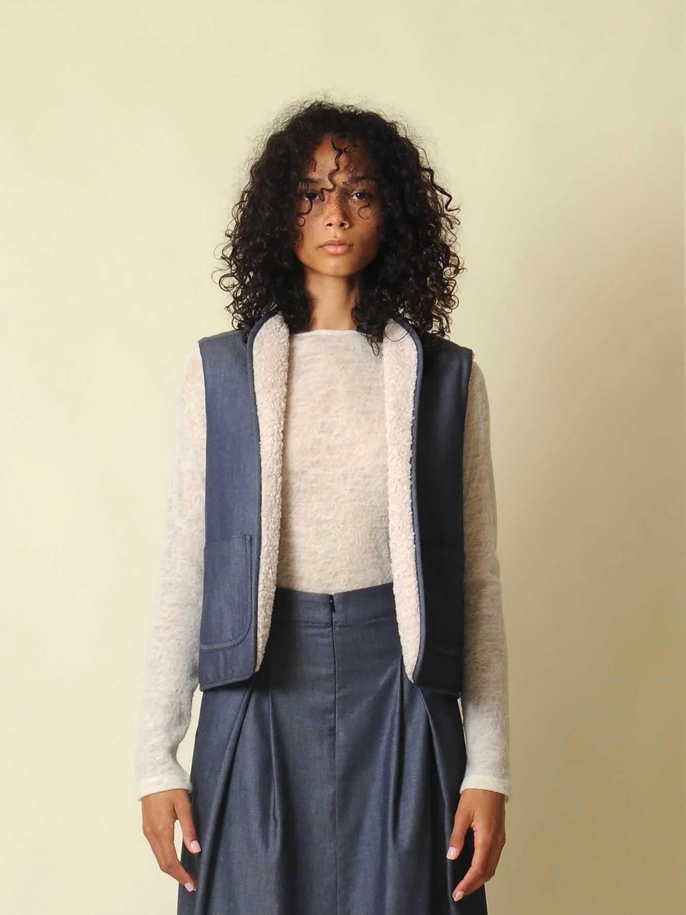 @conifershop reversible denim/faux shearling vest, skirt and wool boatneck top 🥰❤️✨