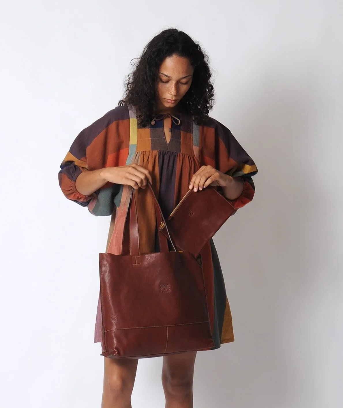 All Il Bisonte is 30% off until the new spring delivery lands! Come and get it! 😻