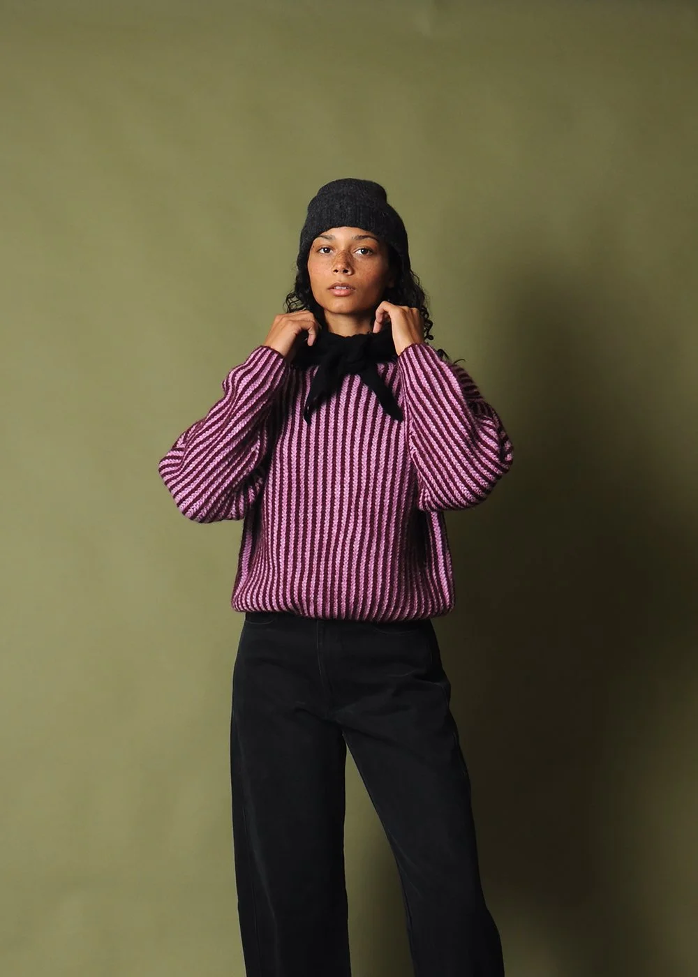 Black triangle Scarf- STYLED1.jpg