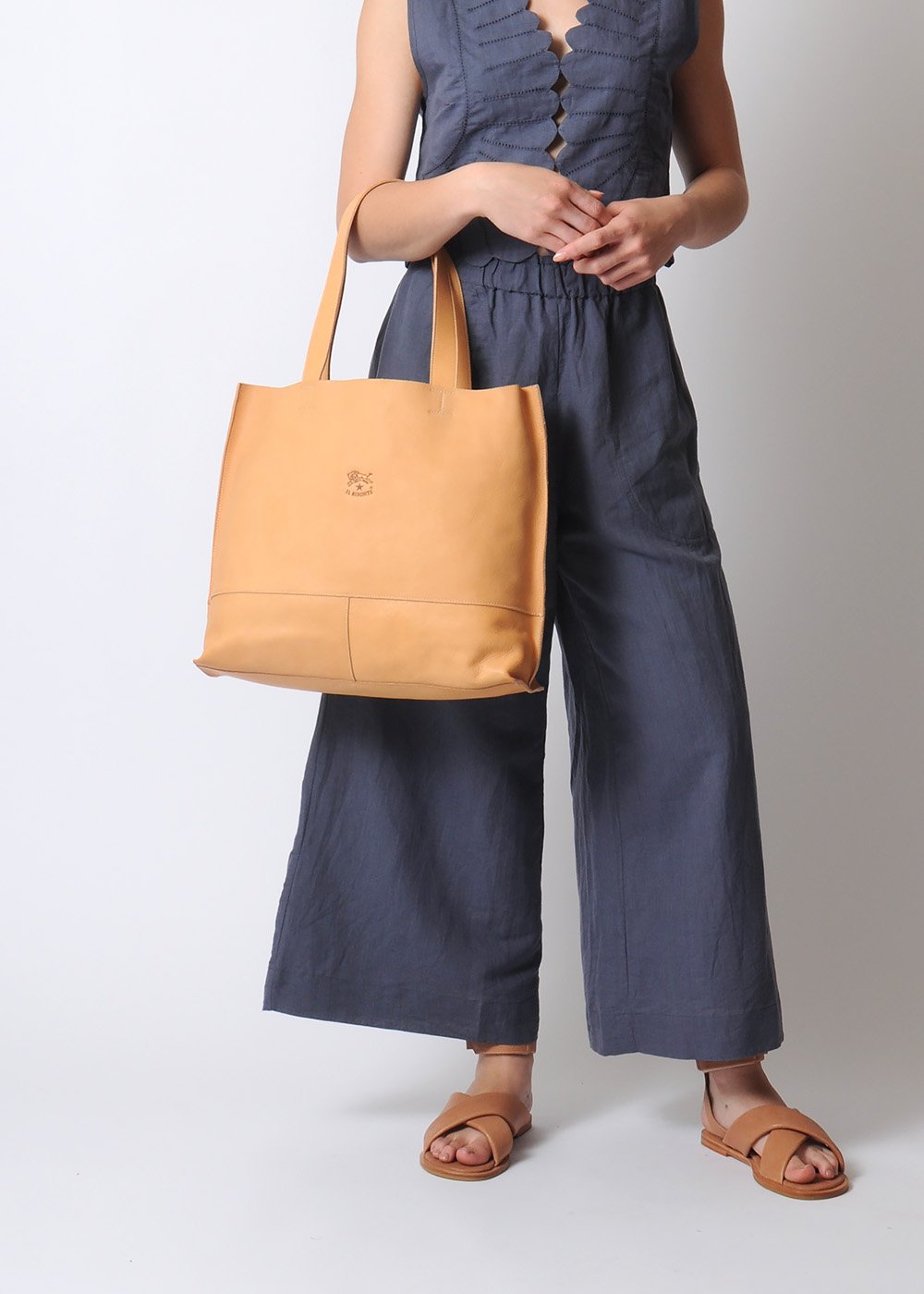 ILLBIS-TAN-TOTE 2.jpg