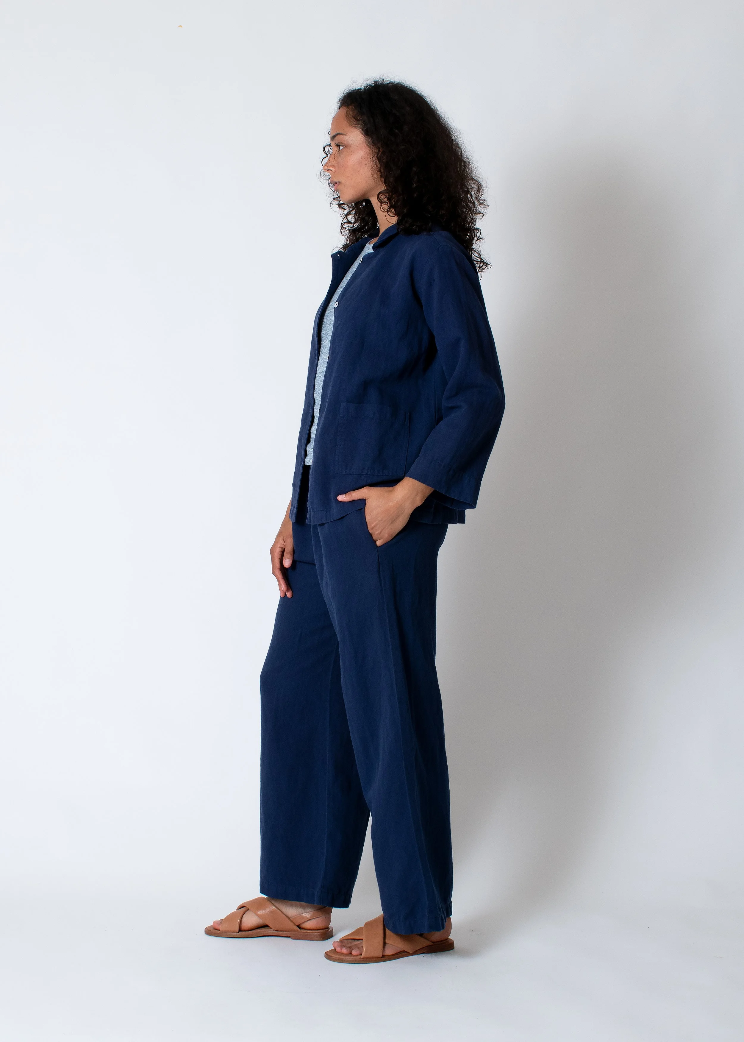 conifer_lounge_set_navy_side.jpg