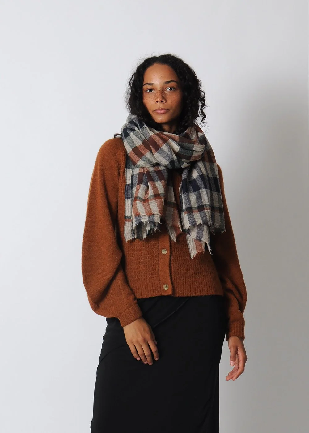 moismont_hansel_cardi.jpg