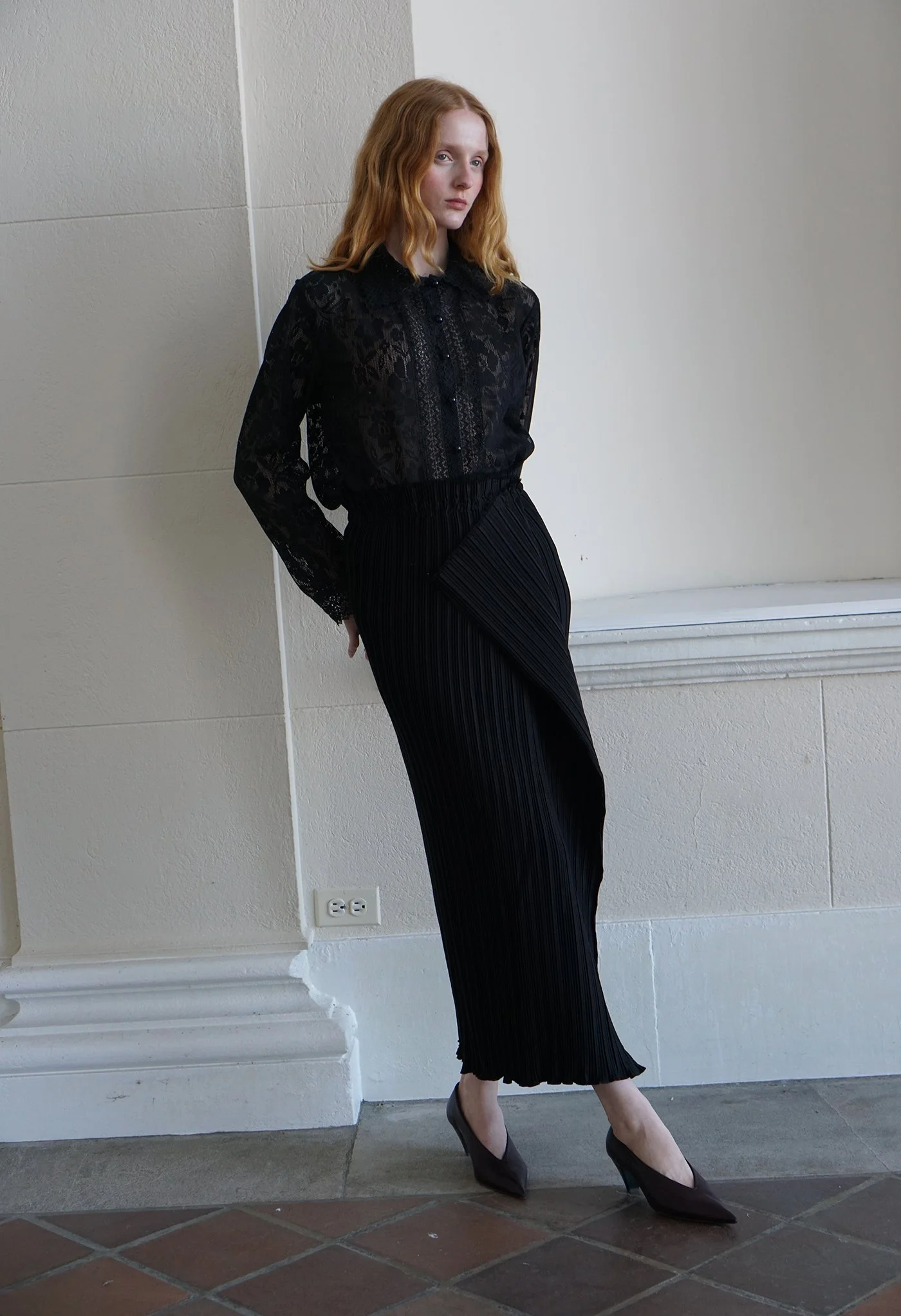 proche_lace_top_pleated_skirt.JPG